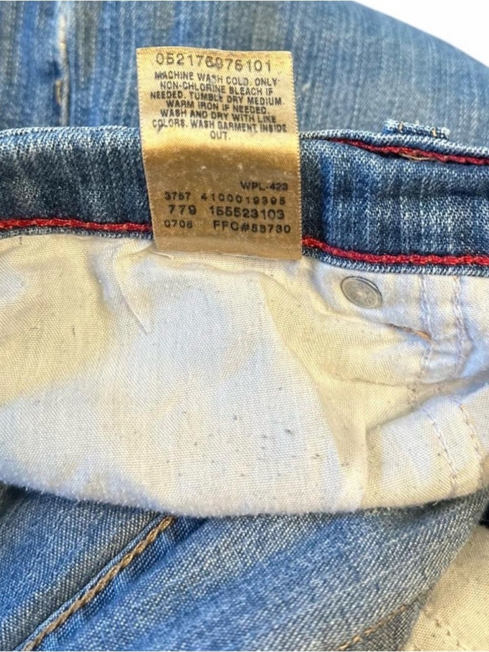 Y2K 2008 Levi's 550 Womens Relaxed Bootcut Jeans Medium Wash Blue Denim Size 10S - Picture 8 of 8